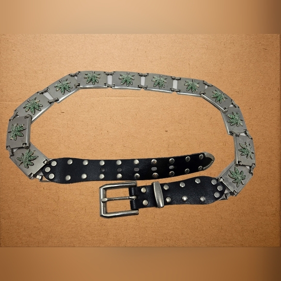 Black Leather Studded XL Mens Belt Linked Silver Tone 3d Green Marijuana Leafs - Picture 1 of 9